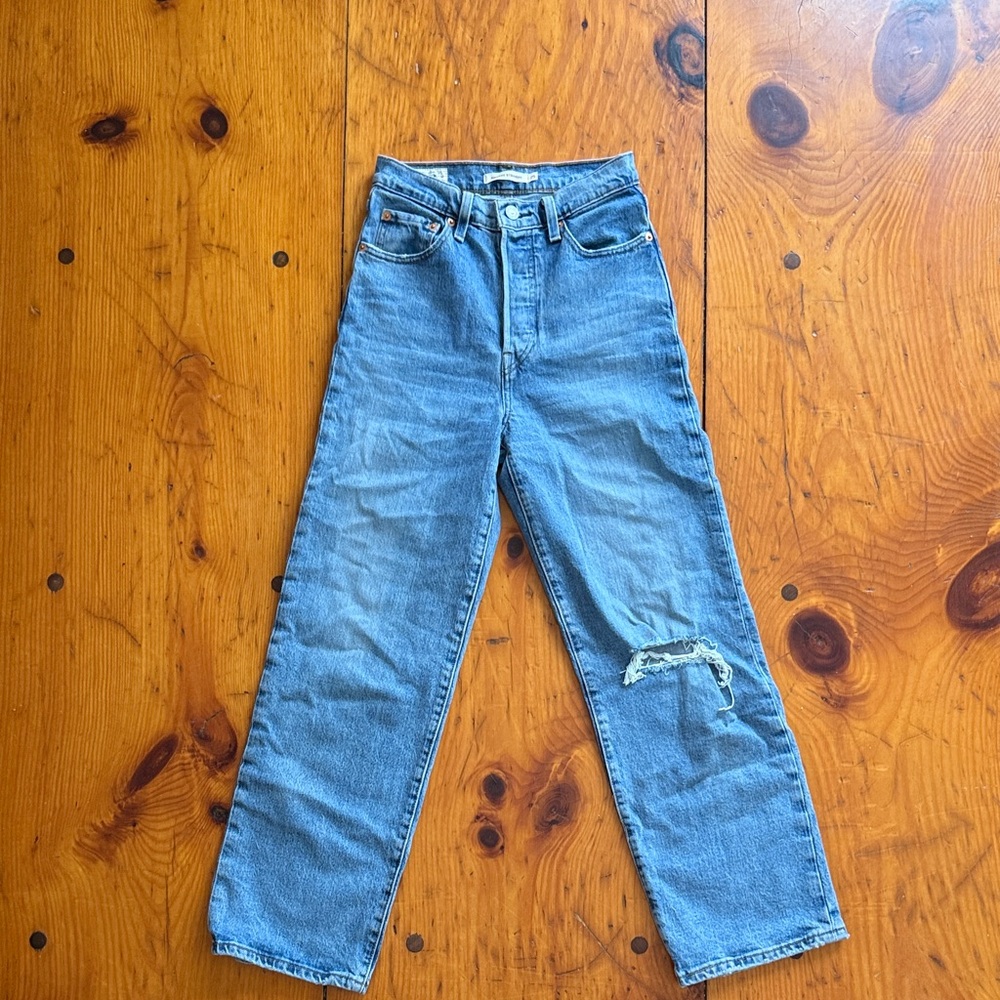 Levi's Rib Cage Women's Jeans size 25